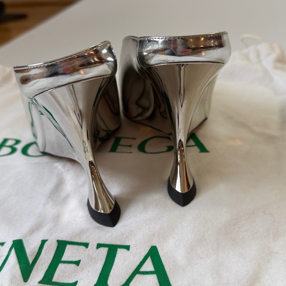 Bottega Veneta Rocket metallic leather mules size 38/US 8 - Picture 6 of 9